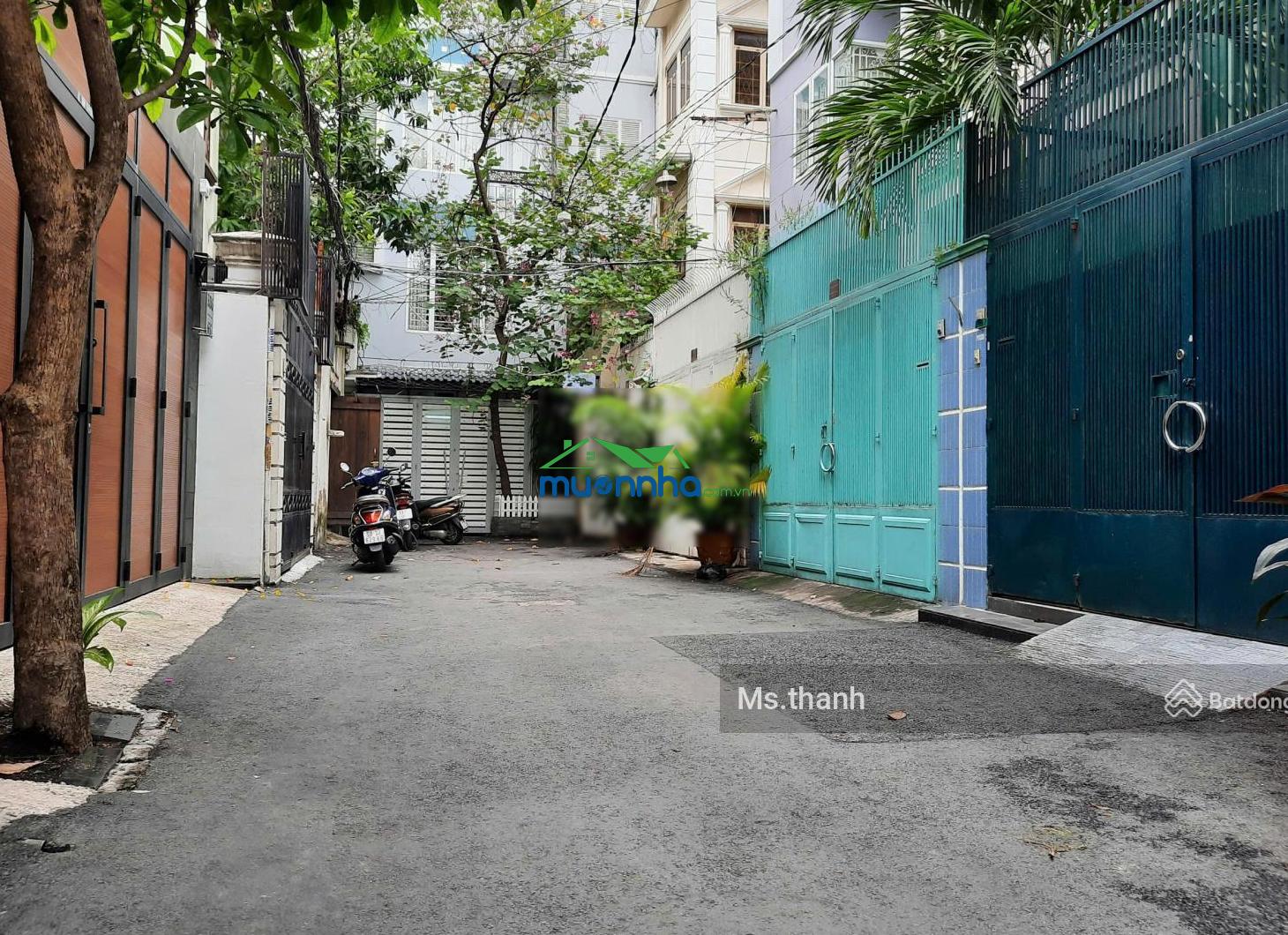 Bán nhà hxh, ngang hiếm 5mx17m, xd 5 tầng, cho thuê 25 triệu/tháng, ngay ngã 4 phú nhuận