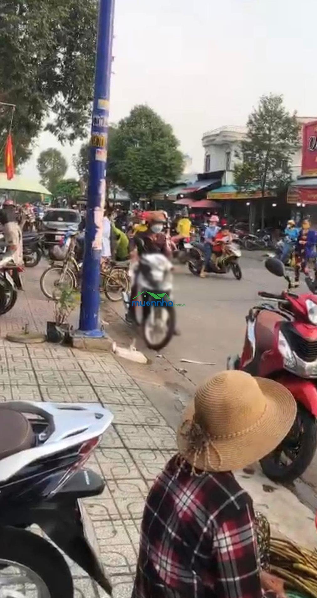 Bán lô đất mỹ phước 3 mặt tiền đường chợ dj9 giá 1tỷ7, chính chủ