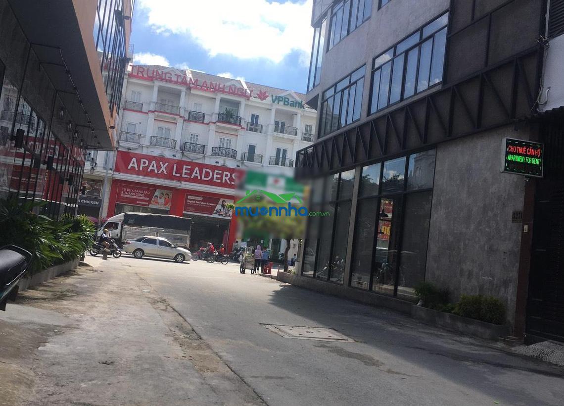Nhà hẻm xe hơi sau lưng mặt tiền phan văn trị p5 đối diện emart, 4.5x14m 1 tr 2 lầu - 7.8tỷ tl - 3