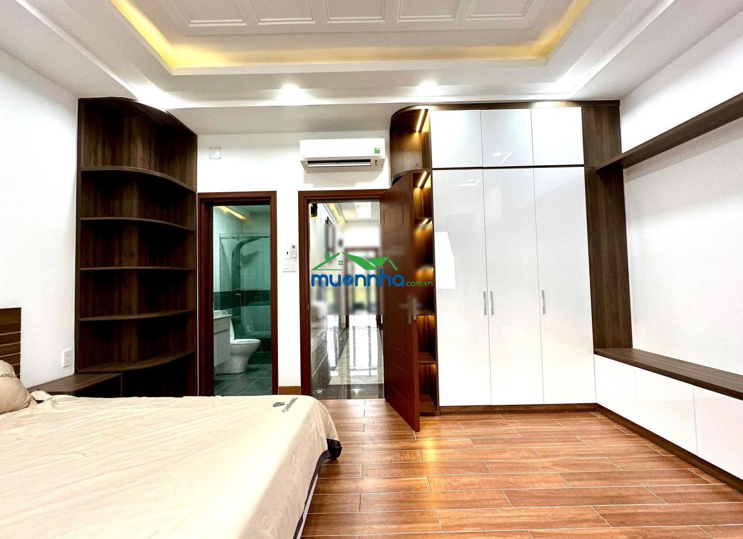 Nhà phố 4 tầng có thang máy huỳnh tấn phát nhà bè