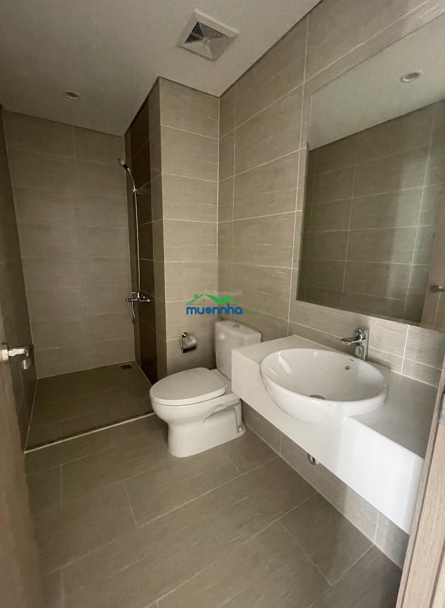 Bán căn hộ 1pn+ view thoáng the origami, dt 47m2 nhà mới 100%, sổ hồng sẳn giá 2,4 tỷ