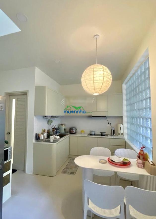 Nhà 2 lầu mới hẻm xe tải đường tô ngọc vân - phạm văn đồng - chợ thủ đức ngang 8m - chỉ 8 tỷ tl - 4
