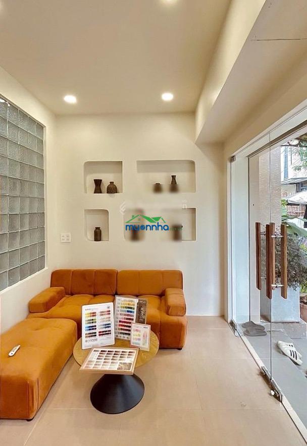 Nhà 2 lầu mới hẻm xe tải đường tô ngọc vân - phạm văn đồng - chợ thủ đức ngang 8m - chỉ 8 tỷ tl