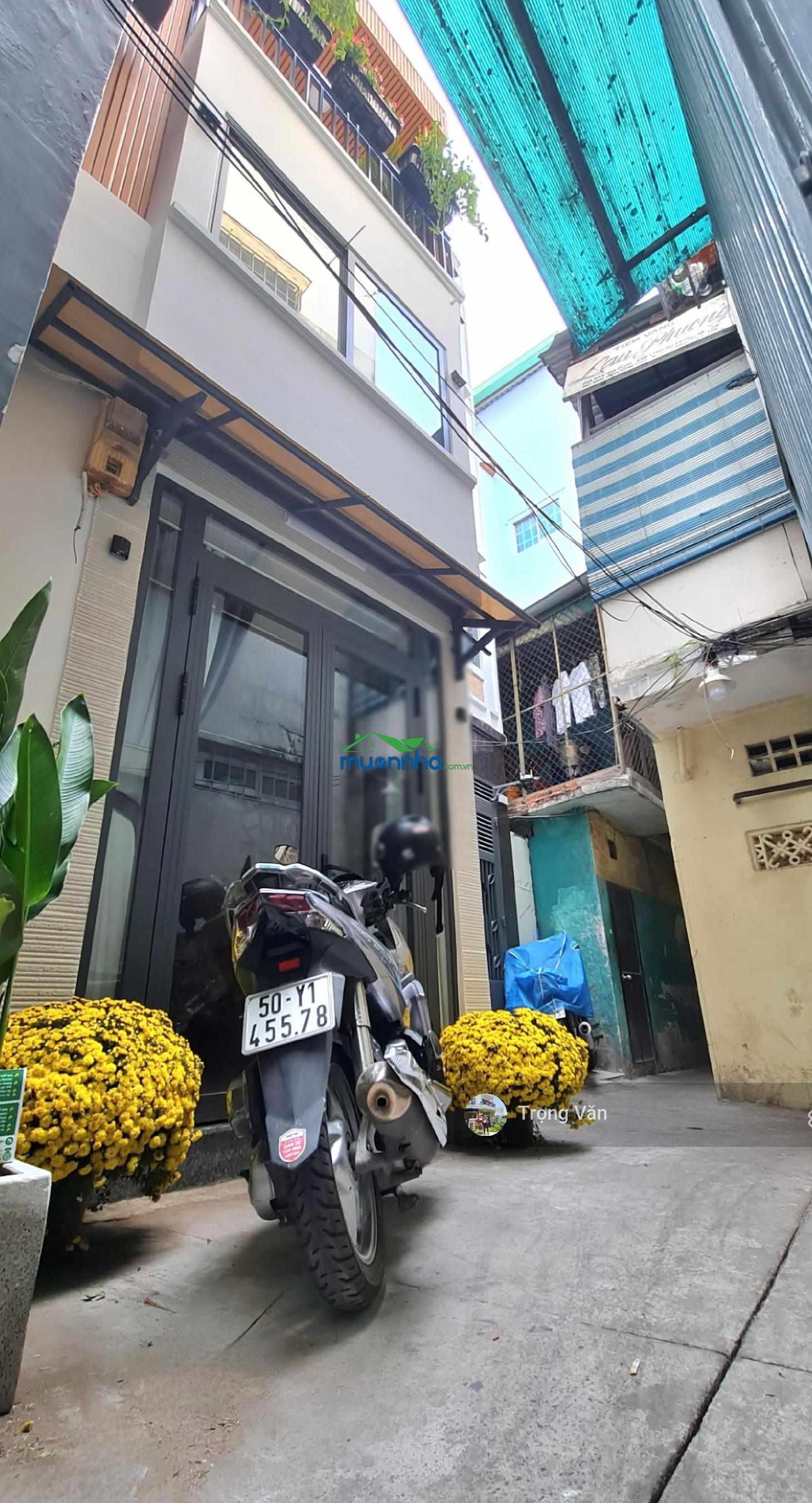 Sau lưng căn mặt tiền nguyễn thượng hiền - 3 tầng 3pn 4wc hc đủ. chỉ 4,9 tỷ