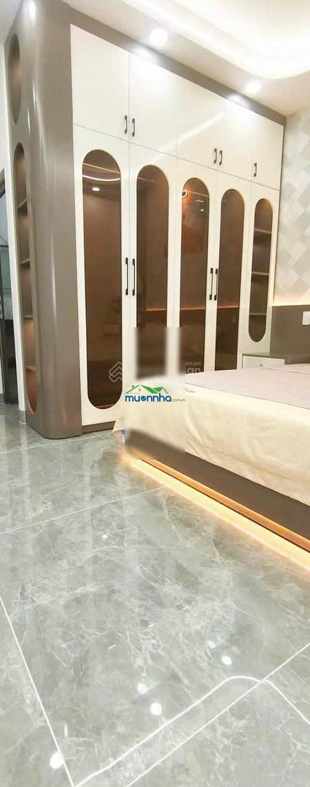 Bán nhà mới 5x20m.xây 4 tầng có thang máy hẻm thông lê thị riêng,phường thới an.q12.lh 0902 702 ***