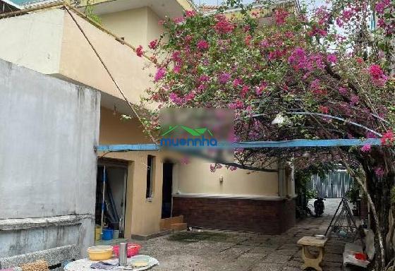 Đất lớn 330m ngang 8m, lý phục man, hẻm xe tải né tiện xây tòa nhà chdv đỉnh nhất q7, chỉ 28 tỷ - 2