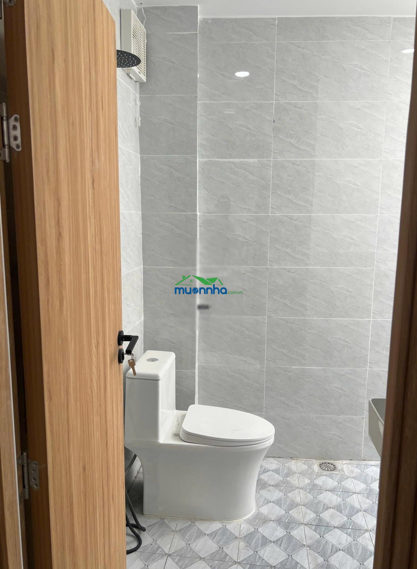 Chính chủ cần bán nhà đẹp, dt: 35m2 đường tôn đản, quận 4. giá chỉ 2 tỷ 650 - 4