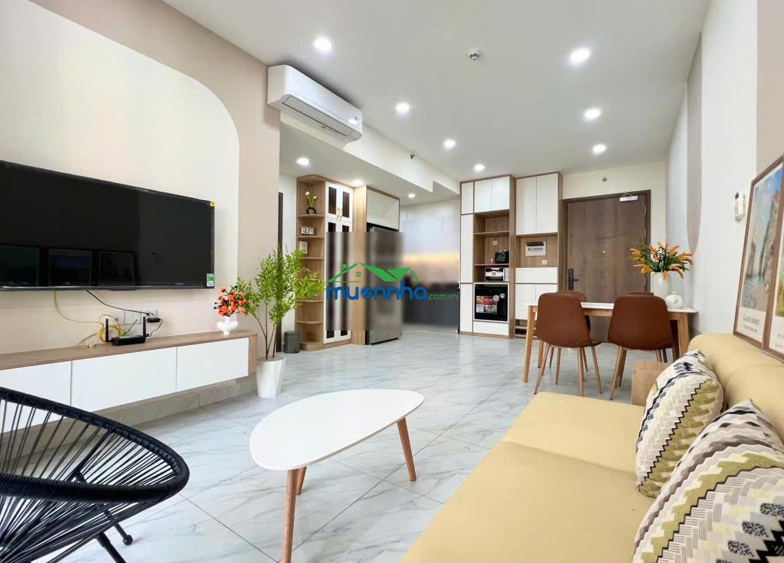 [Giá tốt] chính chủ cho thuê căn 2 phòng ngủ giai đoạn 3 - có ban công - full nội thất đẹp