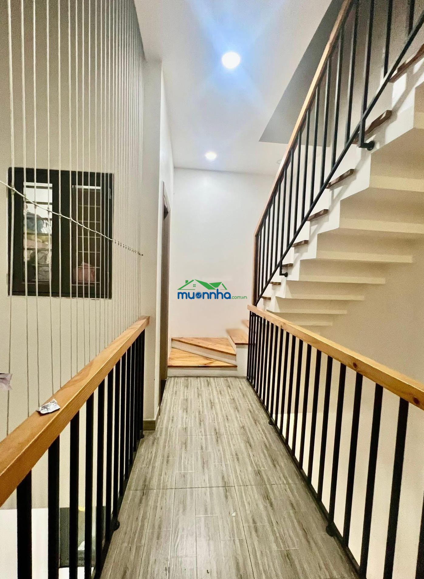 Bán nhà 3 tầng 71 m2_3 lầu_ đường 10m _giá 5.6ty_ trường lưu, p.long trường, tp. thủ đức - 2