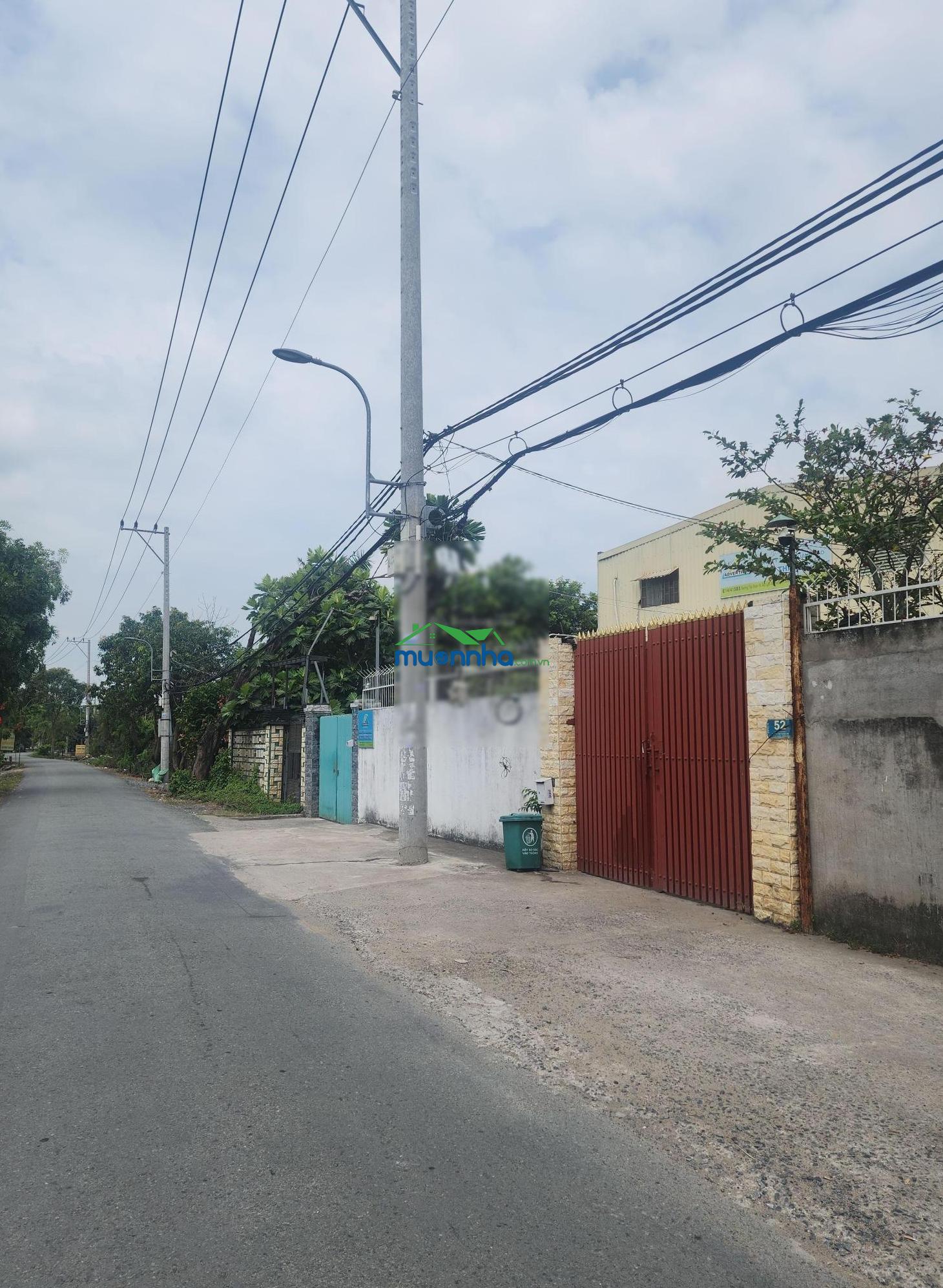 Bình chánh - hưng long - cần bán nhà vườn 600m2 sổ hồng riêng chính chủ