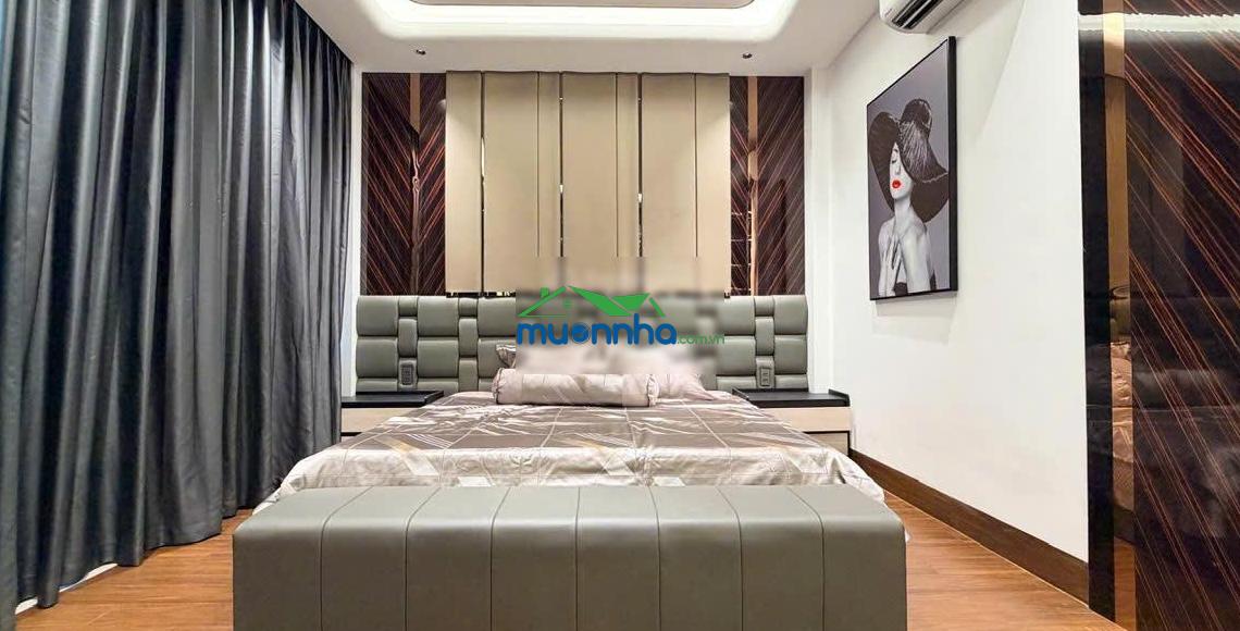 Nhà đẹp gần quận 7 - căn hiếm có, full nội thất, có thang máy | căn vip