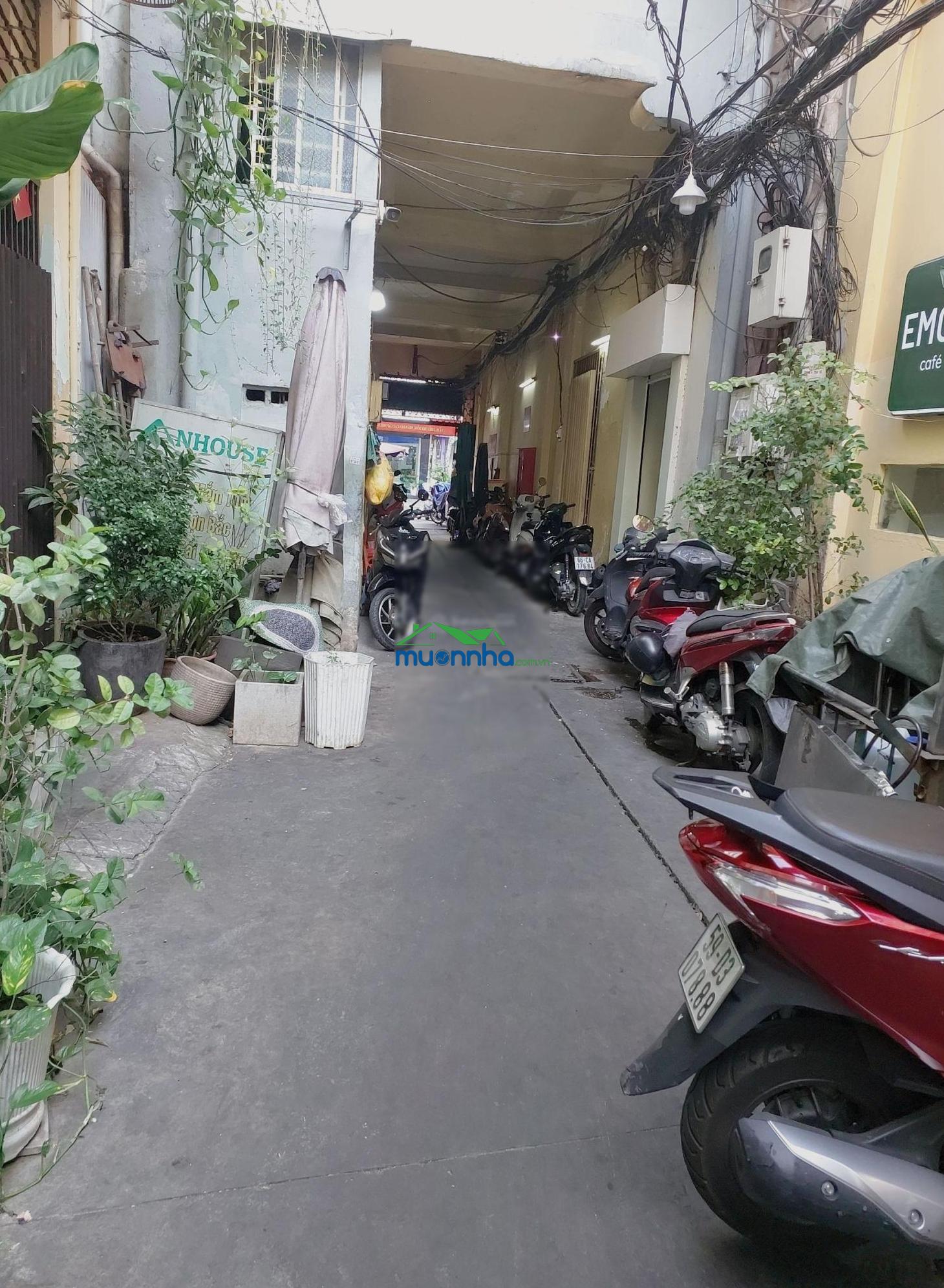 Nhà phố đẹp quận 1. khu vực hiếm người bán - ngay sát mặt tiền nguyễn thái bình - 2