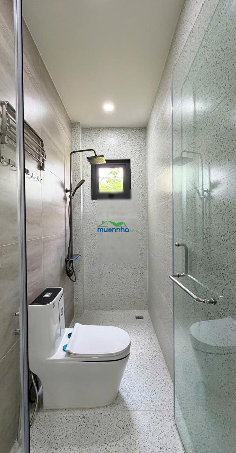 Bán nhà đẹp ngay trung tâm quận 1 - lê thánh tôn với dt 99m2 mà giá chỉ 6,12 tỷ, sổ đẹp hoàn công!!