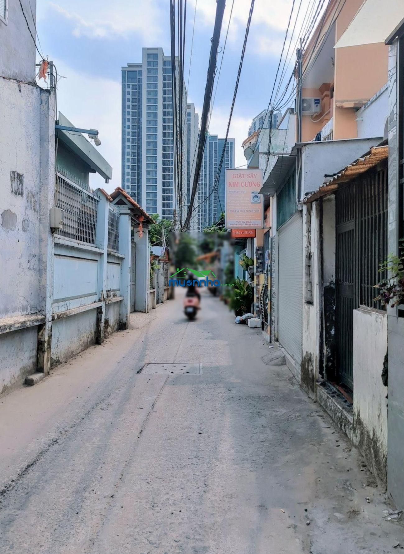 Bán dãy 20 phòng - (8 x 36m) sổ vuông a4 - hiện hữu - đang cho thuê 60tr/tháng full phòng
