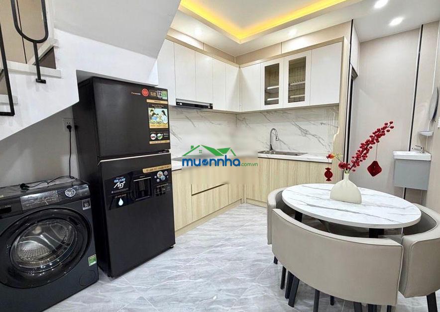 Gấp nhà 4 tầng (10pn) - xvnt - bình thạnh - hẻm xe hơi 4x14m (nở hậu 7m) - chỉ 9.x tỷ tl chính chủ
