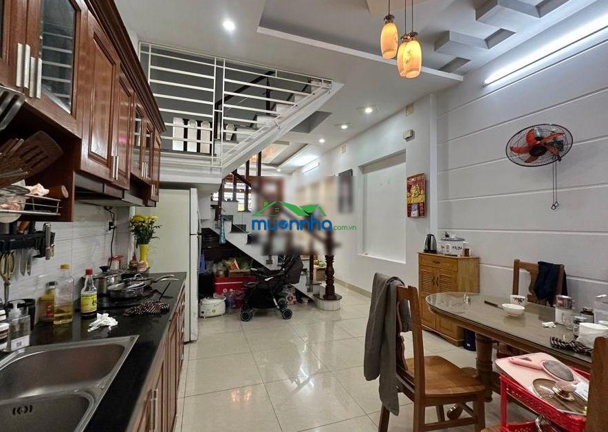 Nhà thạnh xuân 25, q12 - ô tô đỗ cửa - dt 52 (4x14m) - 3 tầng btct vào ở ngay - 4.9 tỷ tl - 3
