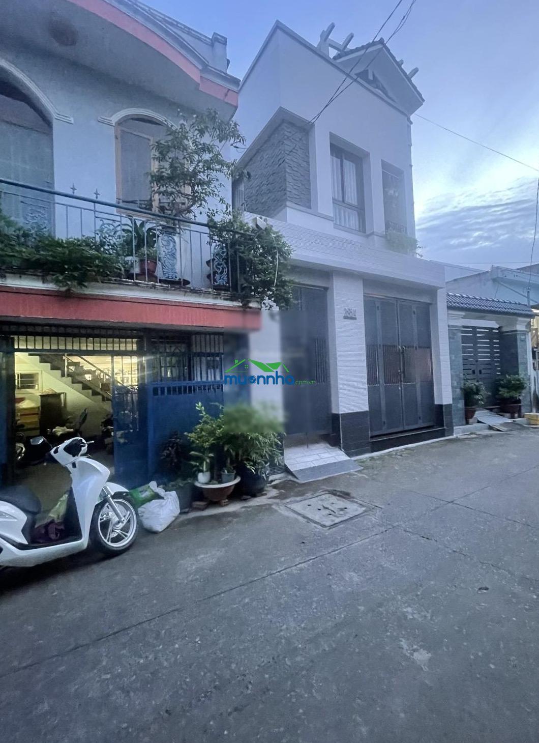 Bán nhà chính chủ hxh hẻm xe hơi phạm thế hiển, quận 8, 94m2, 2 tầng, 3 pn, hẻm 6m, kqh
