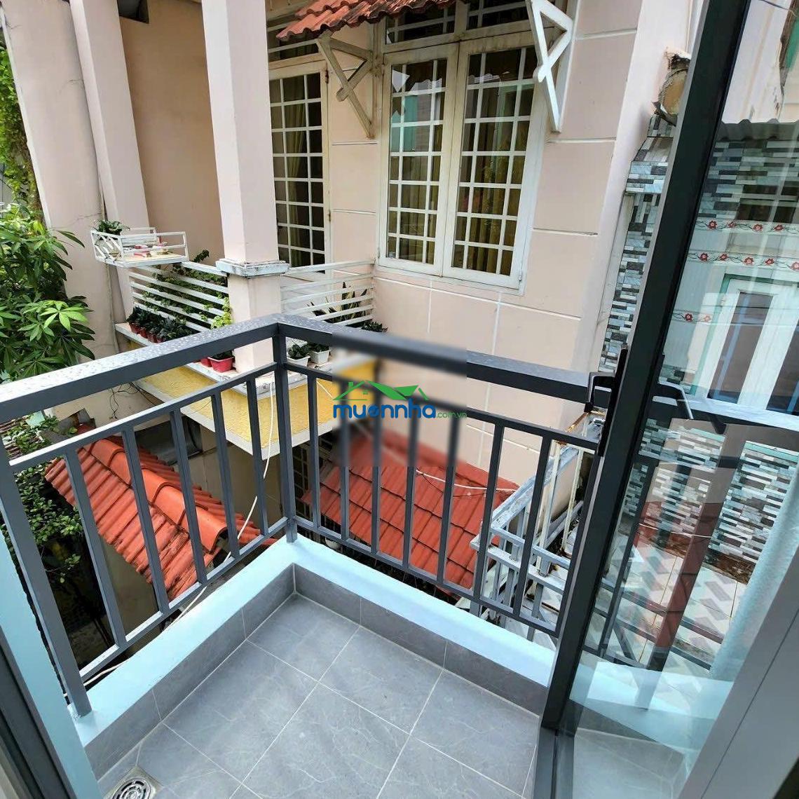 Bán nhà riêng diện tích 42m² hưng phú