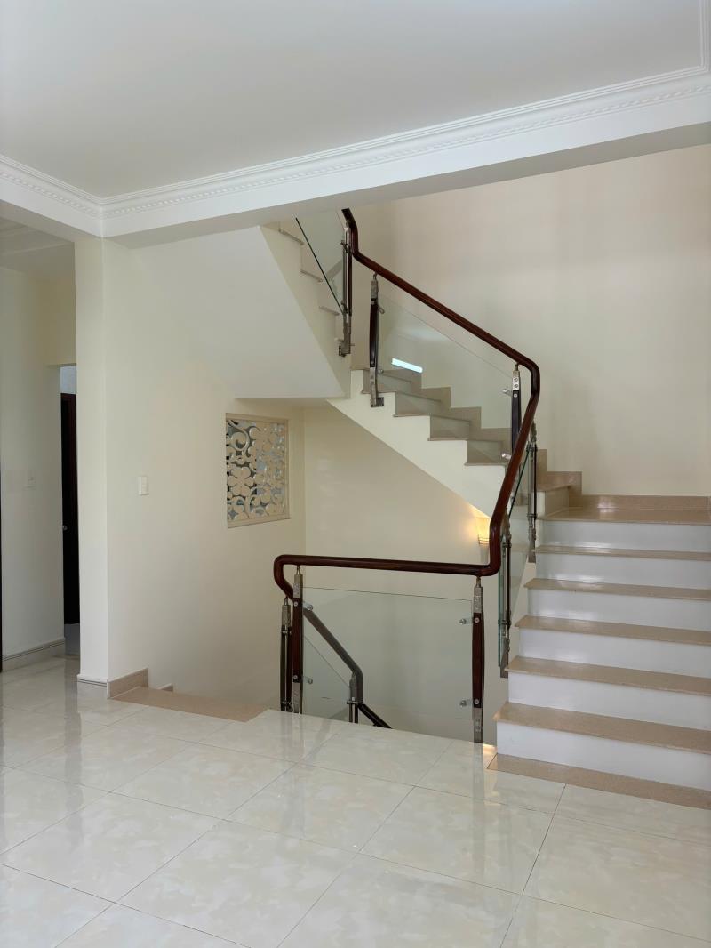Bán gấp nhà góc 2 mặt tiền 108.1m2 kdc văn minh, bình trưng - giá chỉ 33 tỷ - lh 0936666466 - 4