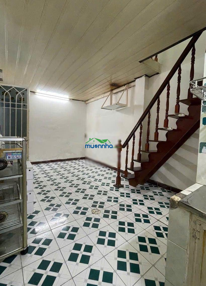 #Quận1, cách mt nguyễn cư trinh 30m, 1 trệt 1 lầu (nhà cũ) - 6m x 3m1. không dính qh, sổ riêng