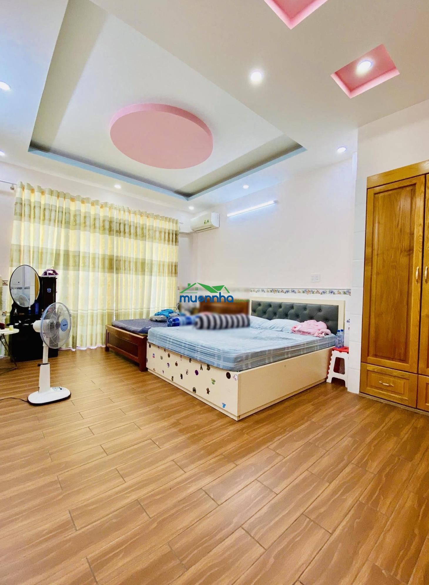 7,8 tỷ, 86m2 (4,1*20) nở hậu, 4 tầng, hẻm xe hơi thông thoáng, cạnh tân bình, sân bay