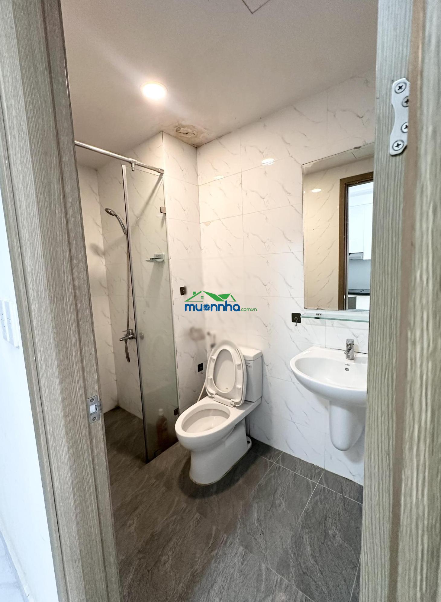 Cho thuê căn hộ studio 5,5 triệu, 37m², full nội thất tại happy one