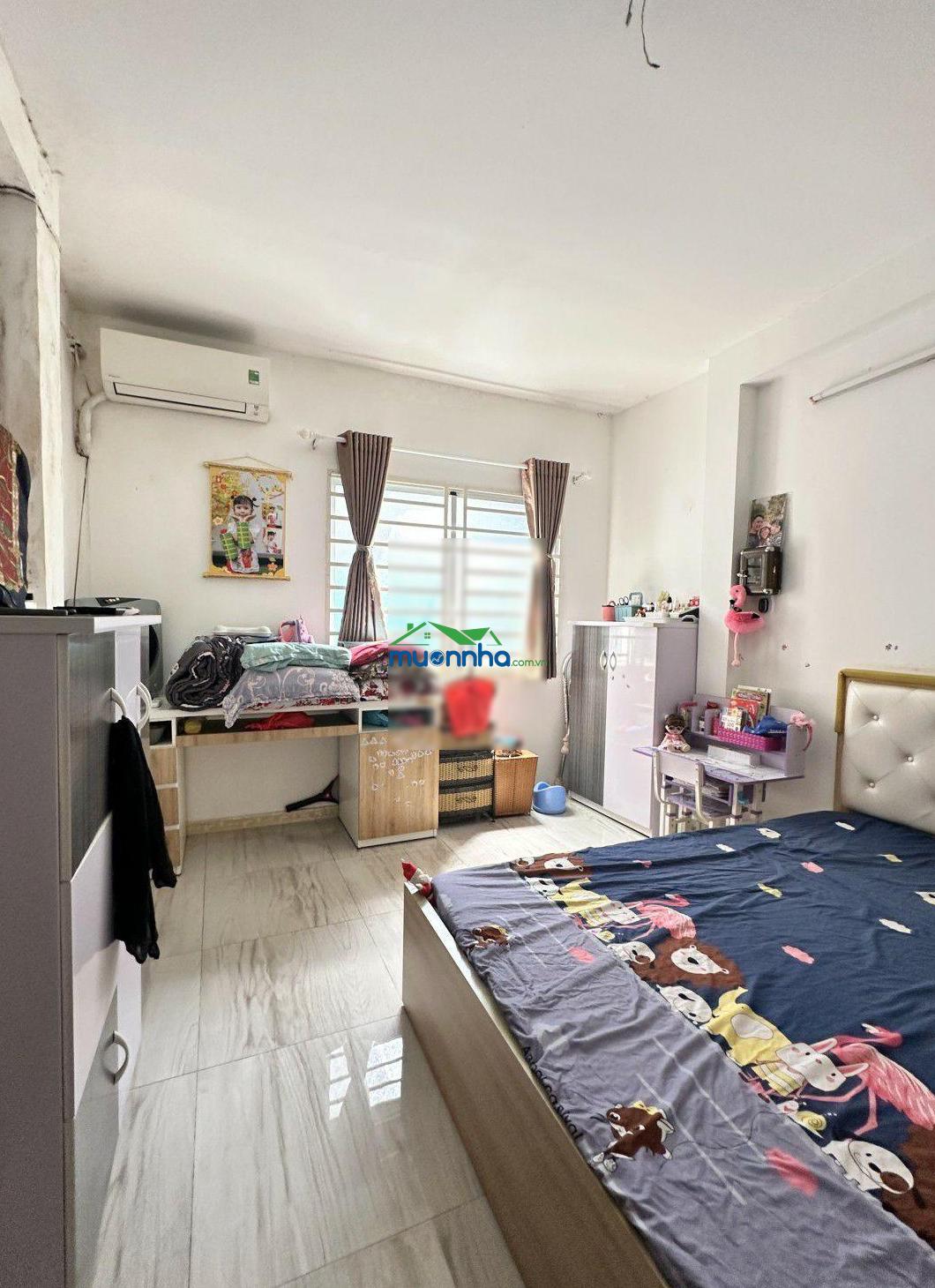 Ngay thiên phước kế quận 10. hẻm ô tô đỗ cửa. 4 phòng ngủ. 5 tỷ 6 - 3