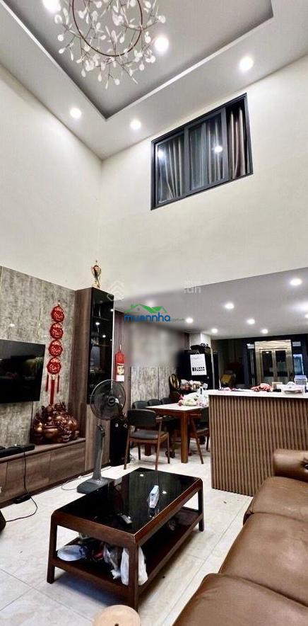 Gấp bán giảm 1,5 tỷ hxh 5 tầng 60m², thang máy, tặng nội thất, tân sơn nhì, tân phú. chỉ 7 tỷ - 3