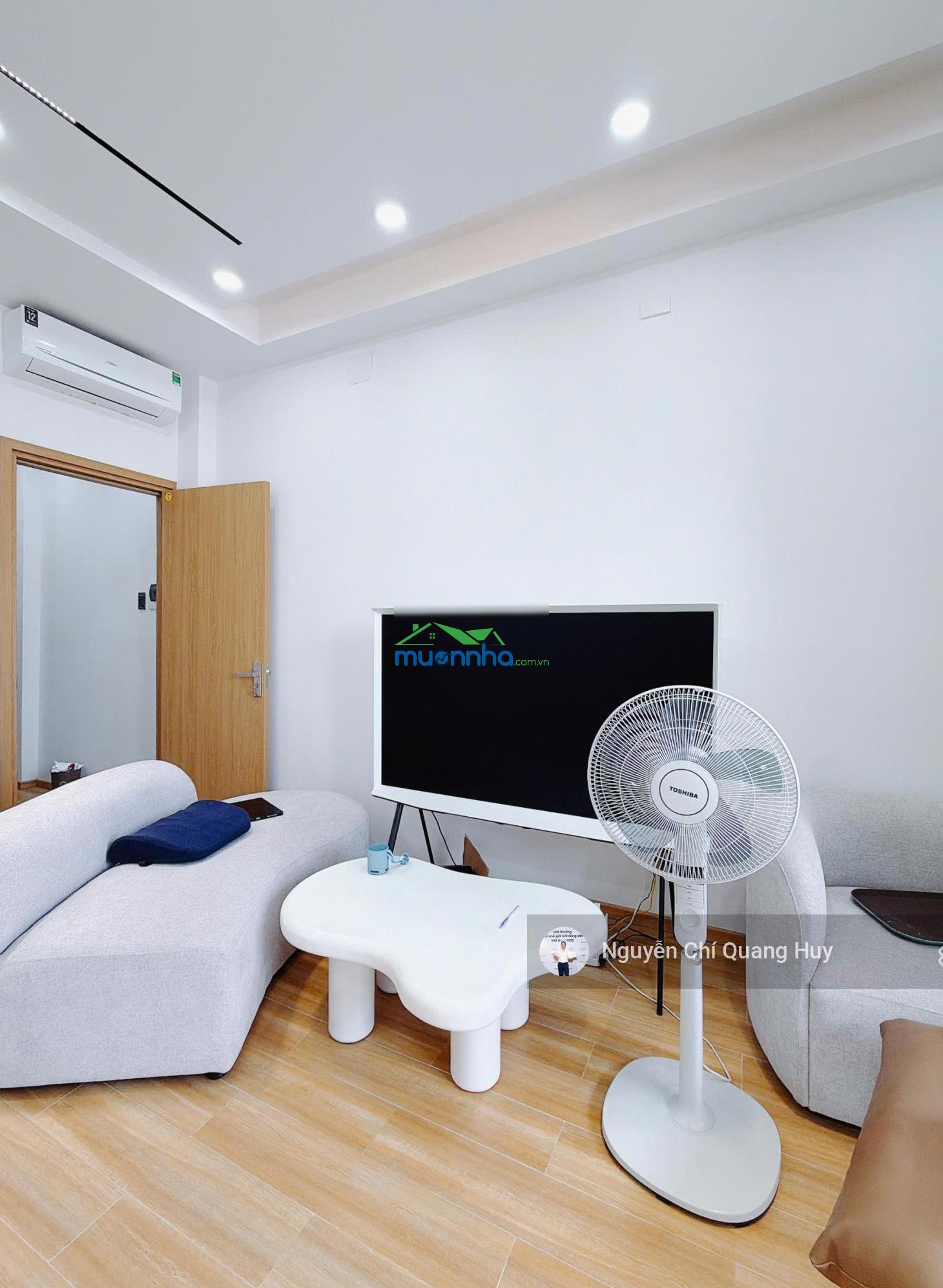 Nhà phố hiện đại - kết nối phú mỹ hưng 300m - hẻm rộng 8m huỳnh tấn phát - 4,2m x 15m giá 11,99 tỷ - 4