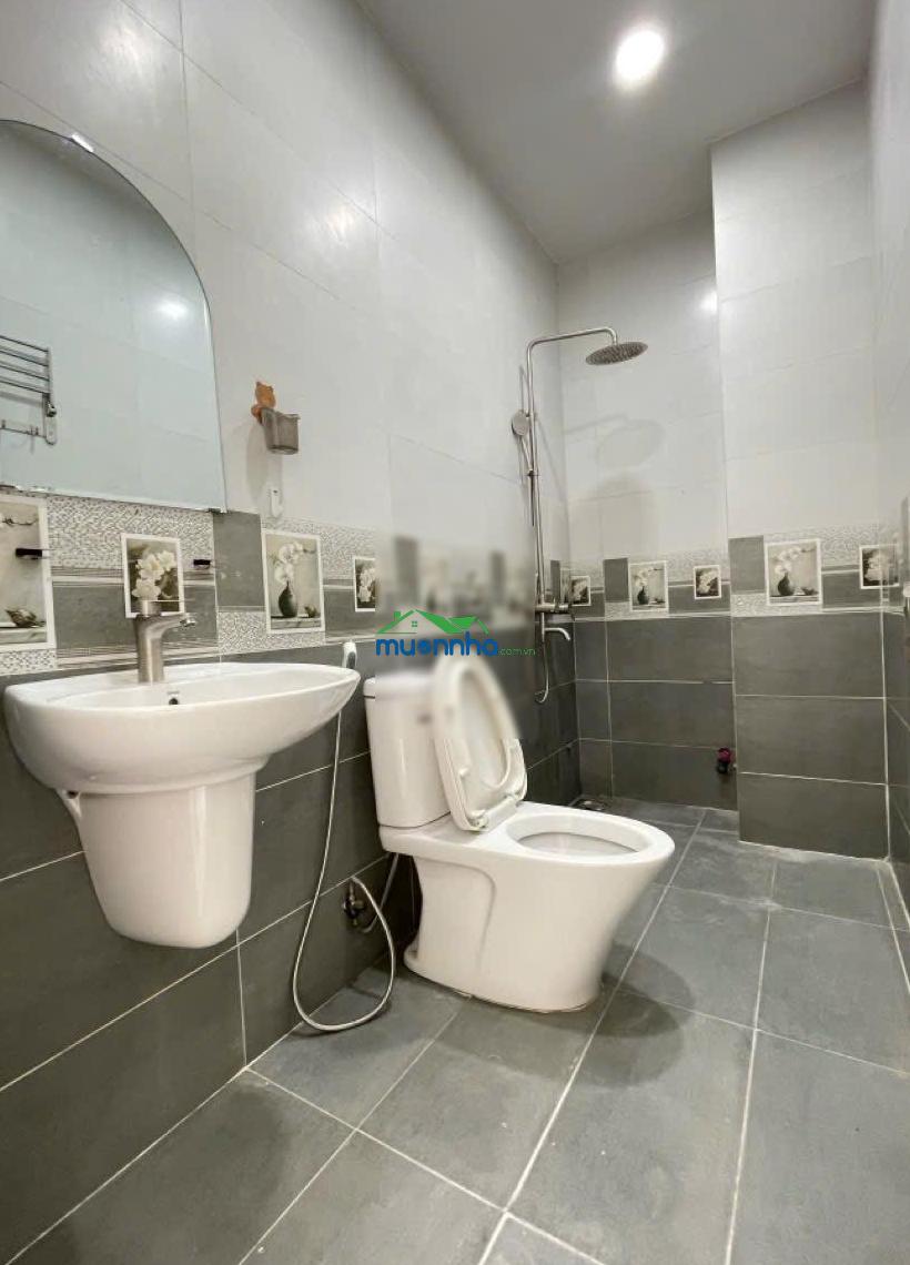 Nhà 3 tầng sử dụng 150m2 hoàn công chuẩn chỉnh ngay chợ đầu mối thủ đức giá hơn 4 tỷ lh 0939 415 *** - Ảnh 4