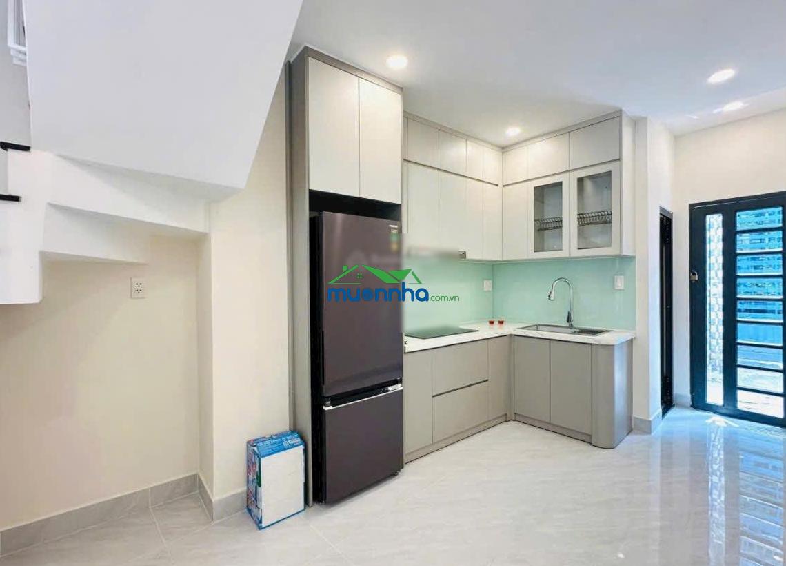 Bán căn nhà đường hồ biểu chánh, phú nhuận, dt 68m2 (4m x 16m) giá 3.6 tỷ nhà 2 tầng 3 phòng - 4