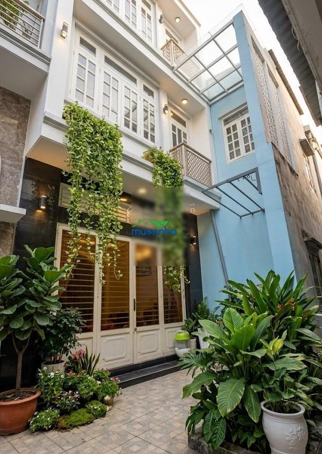 Bán nhà hẻm 41 trần nhật duật, quận 1. dt: 4x8m, gồm trệt, 2 tầng, 3 phòng ngủ, giá 6 tỷ 450 - 4
