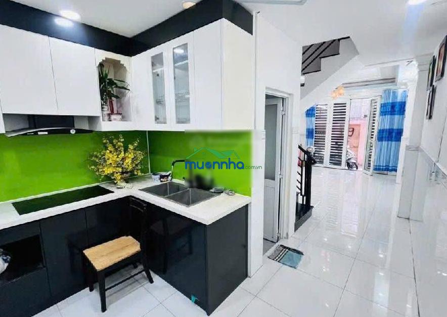 Nhà 3 tầng 4pn - cách mt chợ bùi văn ba 20m - hxh cách nhà 2 căn - shr - chỉ 4.86 tỷ