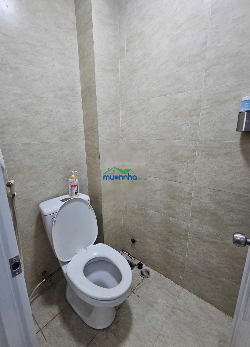 Hiếm nhà bán quận 1 - hẻm 5m thẳng đẹp chỉ 20m ra mặt tiền nguyễn cảnh chân q1 - 2