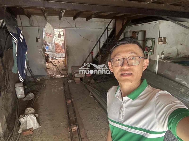 Nhà cũ tiện xây mới quận 6 tân hoà đông ngang 4,3m nở hậu chỉ 5 tỷ xiu