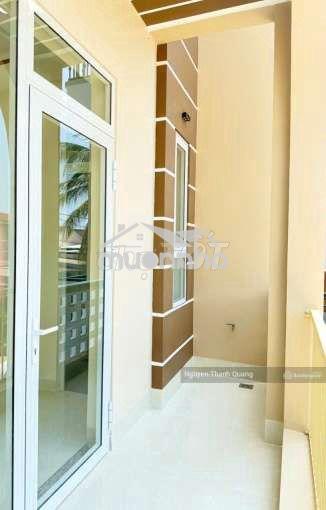 Đầy đủ công năng 3pn, 4wc, thờ khách bếp, sân phơi đồ, giếng trời