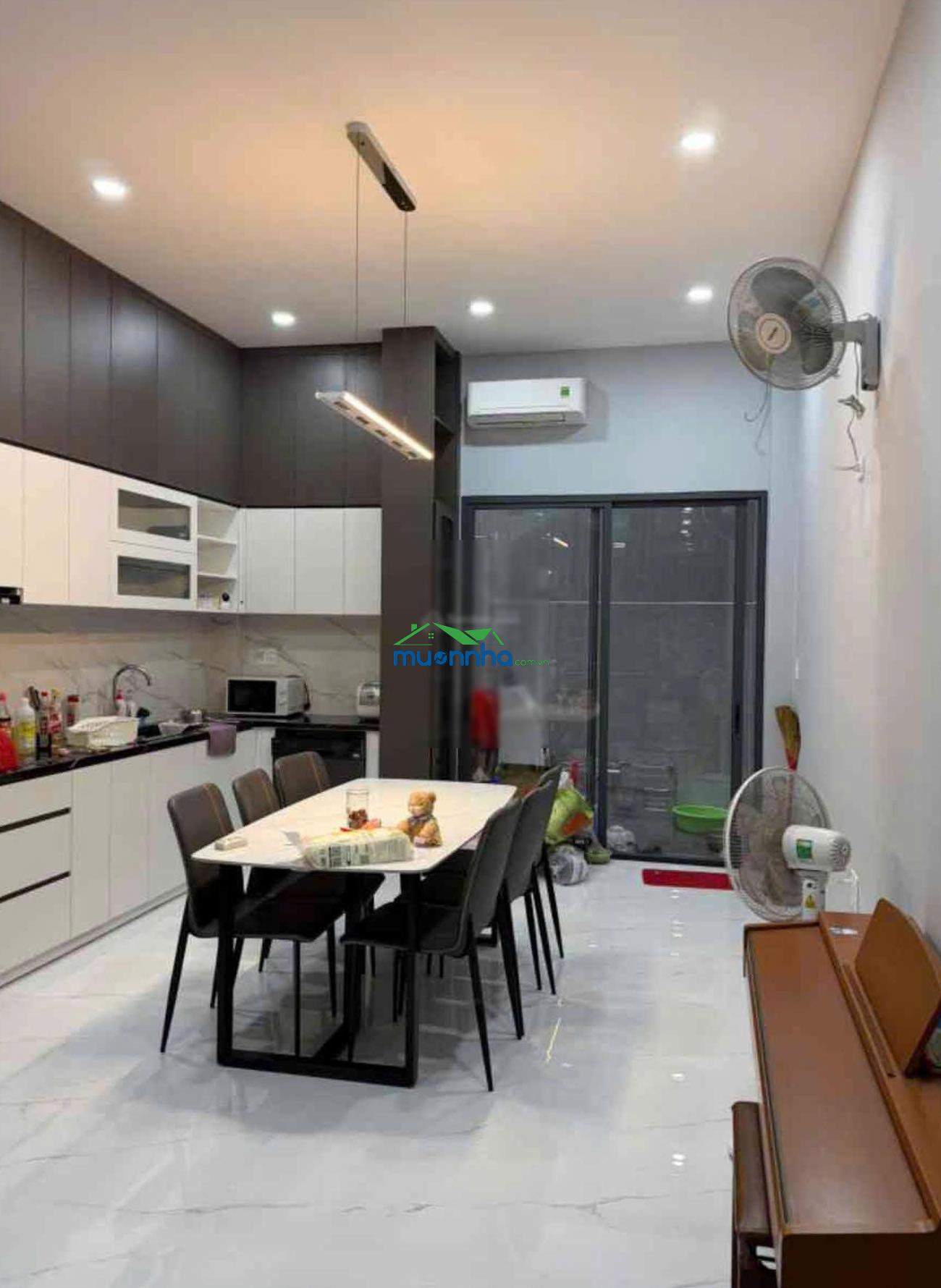Chủ kẹt bán gấp 4 tỷ 500. nhà hơn 100m2 ql13, thủ đức. xây 1 trệt 2 lầu, sổ hồng riêng. hẻm thoáng - 3