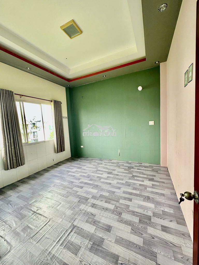 Căn hộ 2 phòng ngủ wc ngoài phòng giá rẻ