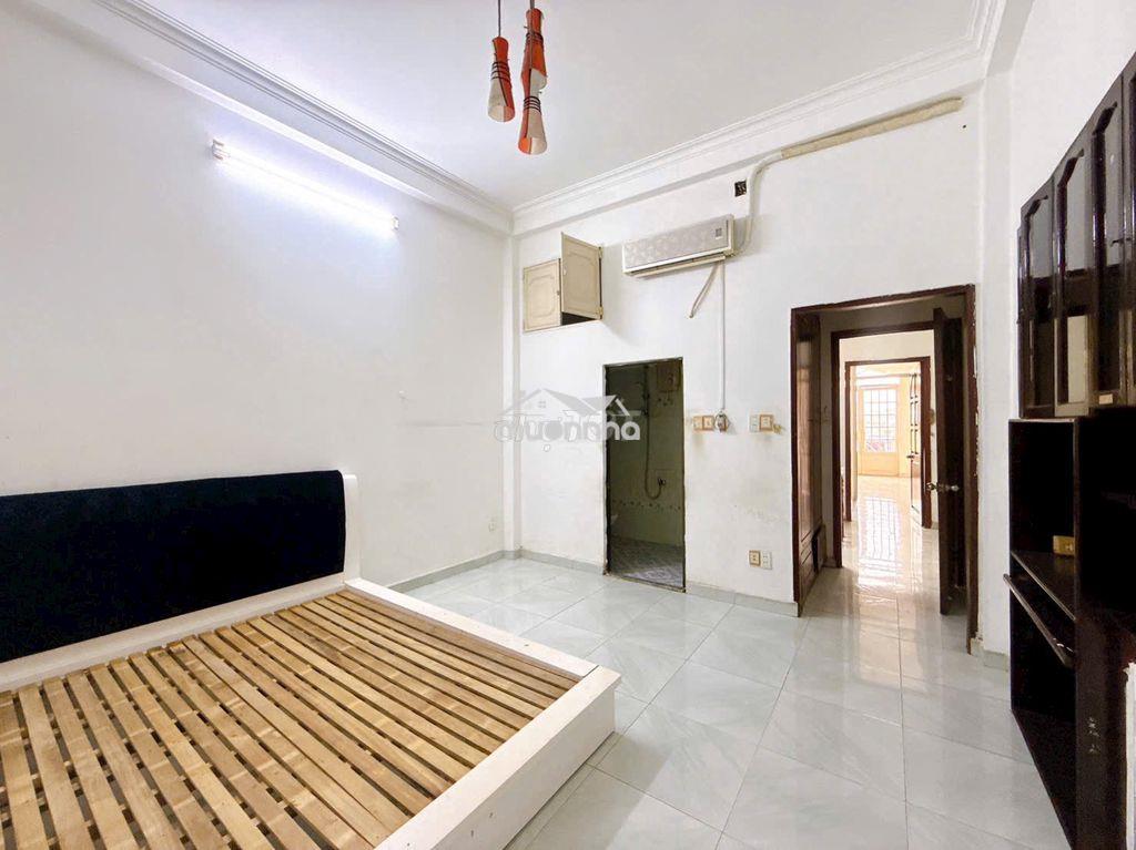 Cho thuê nhà hẻm 6 m thông  đường gò dầu  4 x 18 m đúc 3,5 tấm  - 2