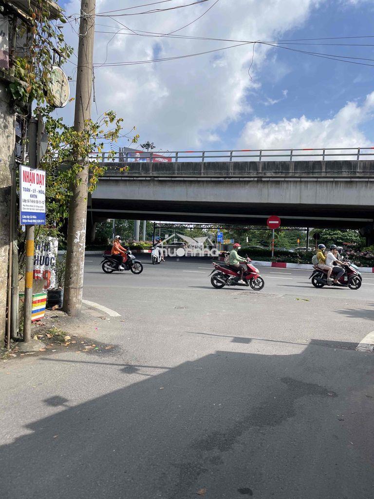 Phòng sân vườn mới xây dựng - chính chủ - 3