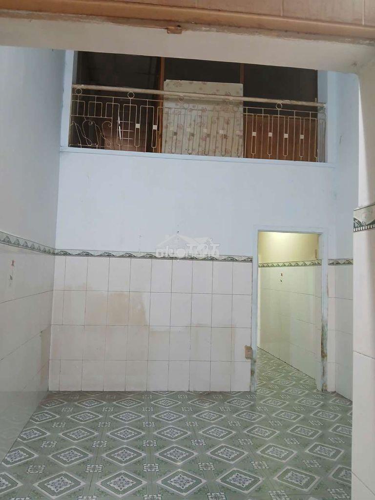Nhà lửng.3.5m×15m🌹gồm 3 ngủ gần chợ đầu mối