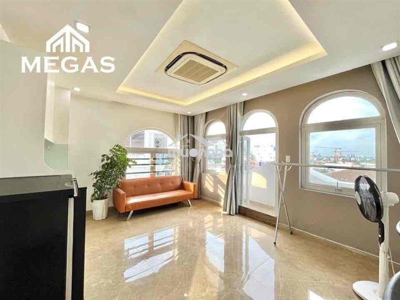 2pn rộng hơn 50m2 có cửa sổ siêu thoáng ngay trung tâm quận 1