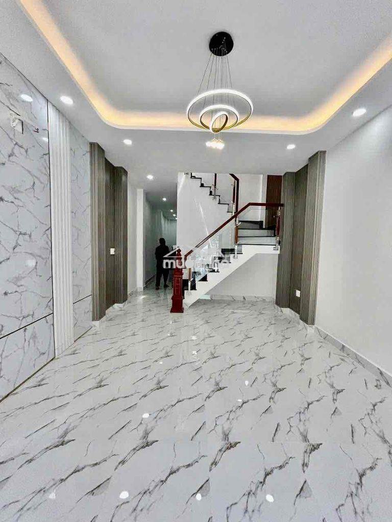 Cho thuê nhà mới đường phạm hùng  - dt: 4m ×16m, 1 lầu 4 phòng  - hẻm - 2