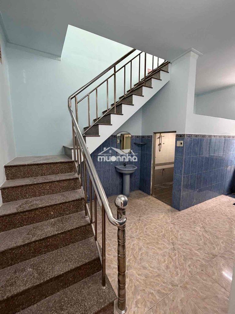 Phan xích long - ngang 7m bề thế - 3pn - sát hxh - 2