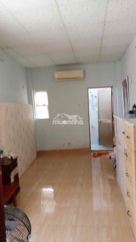 Nhà b.án hưng phú q8 hẻm ba gác 51m2, 3pn, 3wc, - 3