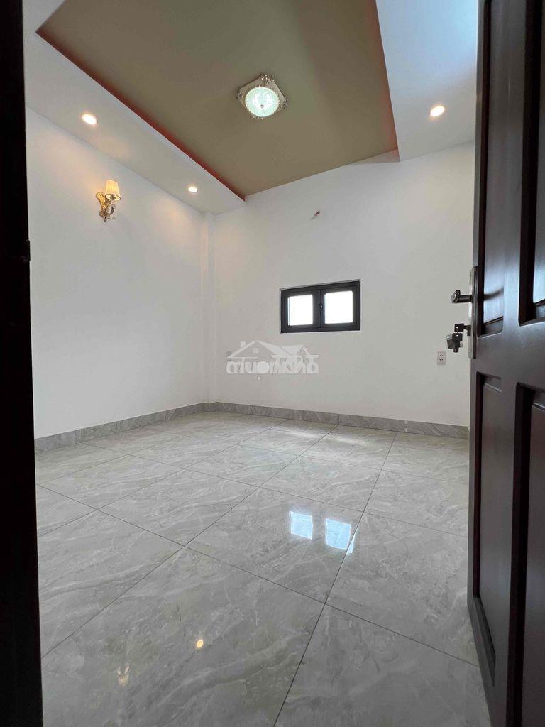 Giảm 1tr tháng đầu phòng máy lạnh ngay cầu vượt linh xuân