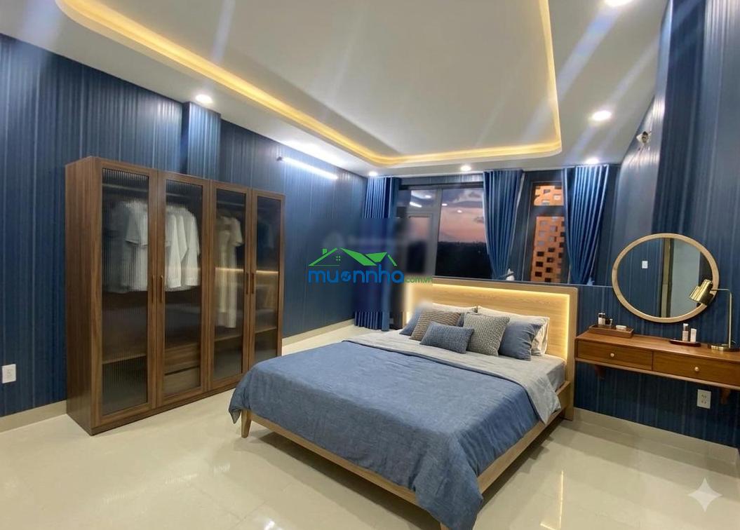 Bán nhà 5,2 tỷ nhà đẹp 70m cạnh vinhomes grand park, đường ô tô 7m - 4