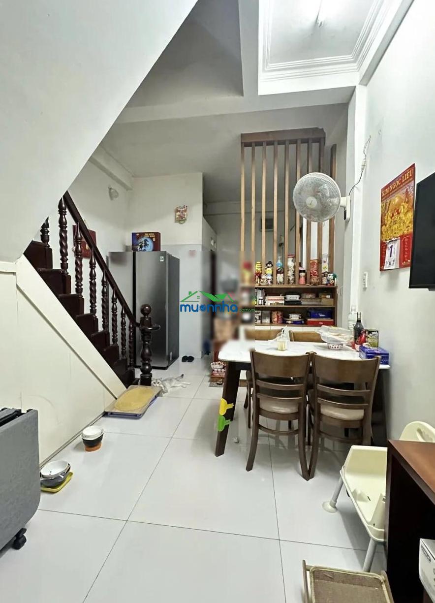 Bán nhà hẻm xe tải 1/ hậu giang, 2 tấm nhà đẹp, gần siêu thị mega, 4 tỷ, 28m².