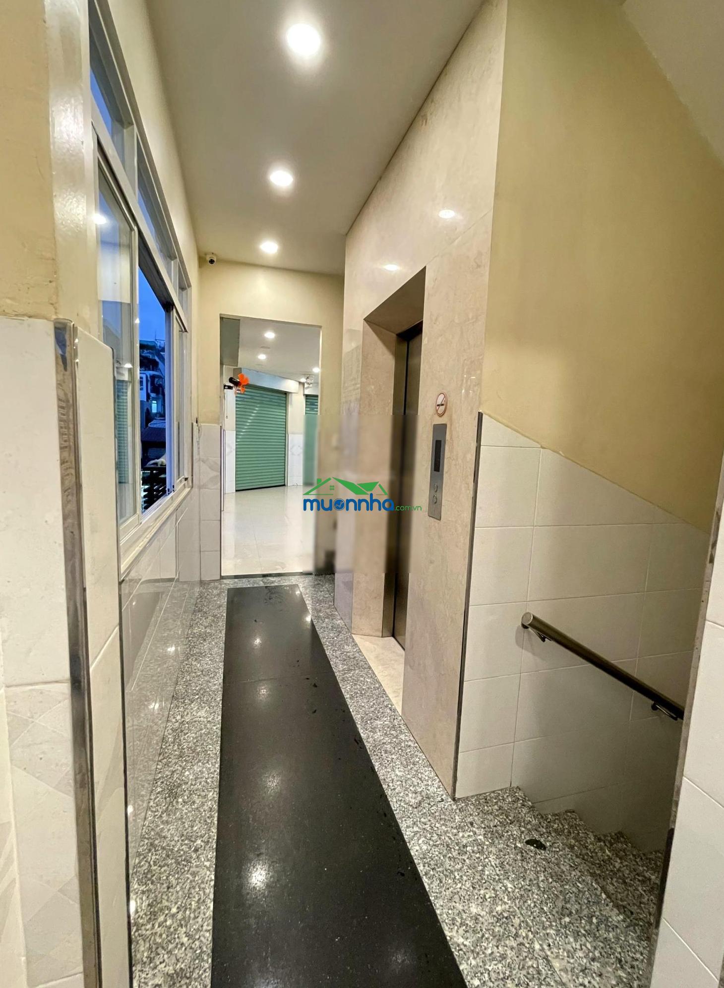 Quận 10 - chính chủ cần bán nhà căn góc 2 mặt tiền hxh 6m - 5 tầng có thang máy [ chỉ nhỉnh 22 tỷ ] - 2