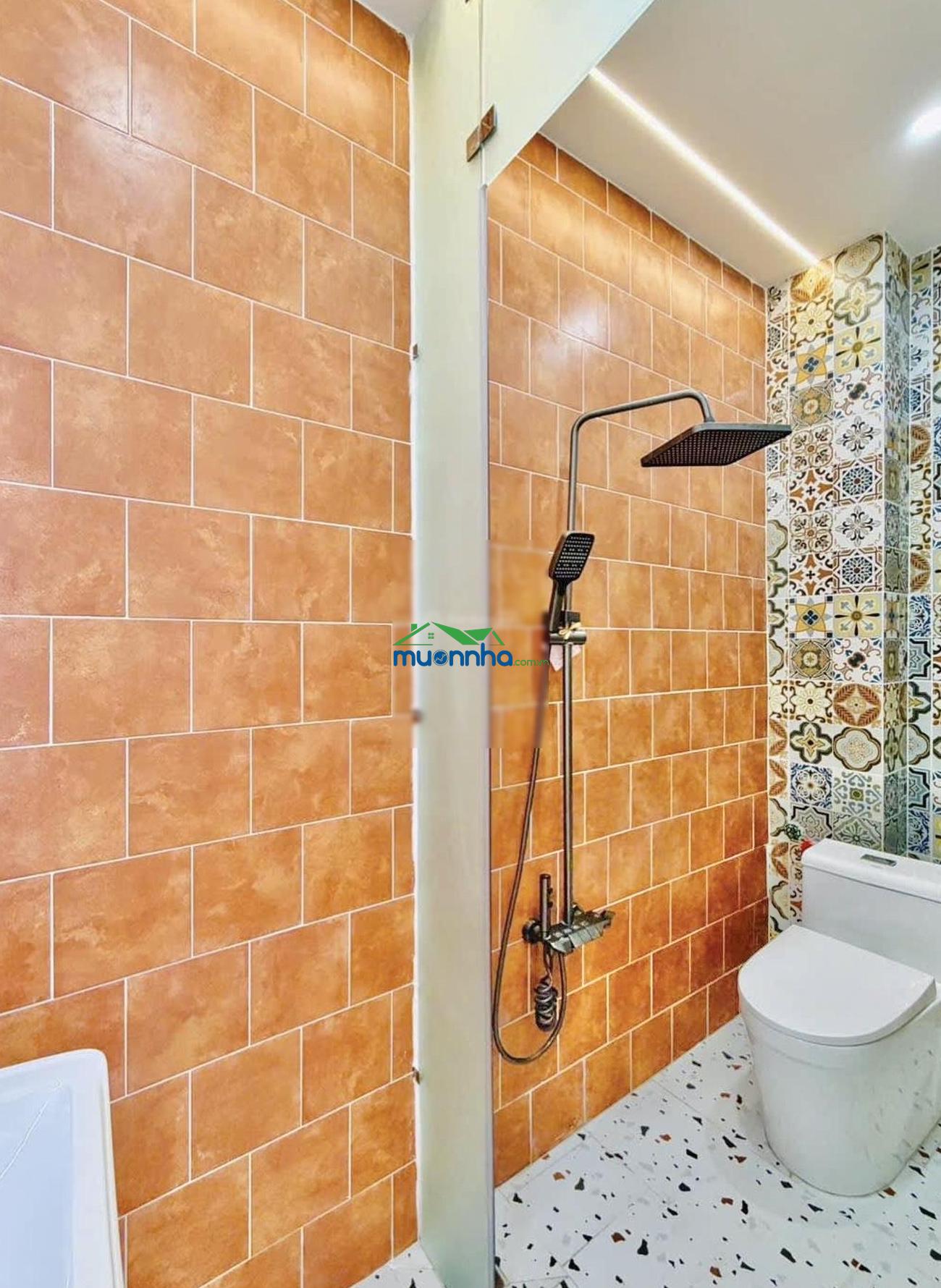 Gò vấp: chỉ 5.35 tỷ, hxh thông tứ phía, dương quảng hàm, sát vincom phan văn trị, dt 30m2, btct - 3